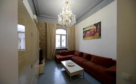 Artol Gorodetskogo Apartment